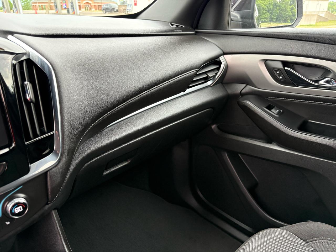 Chevrolet Traverse AWD 4dr LT Cloth w/1LT 2023
