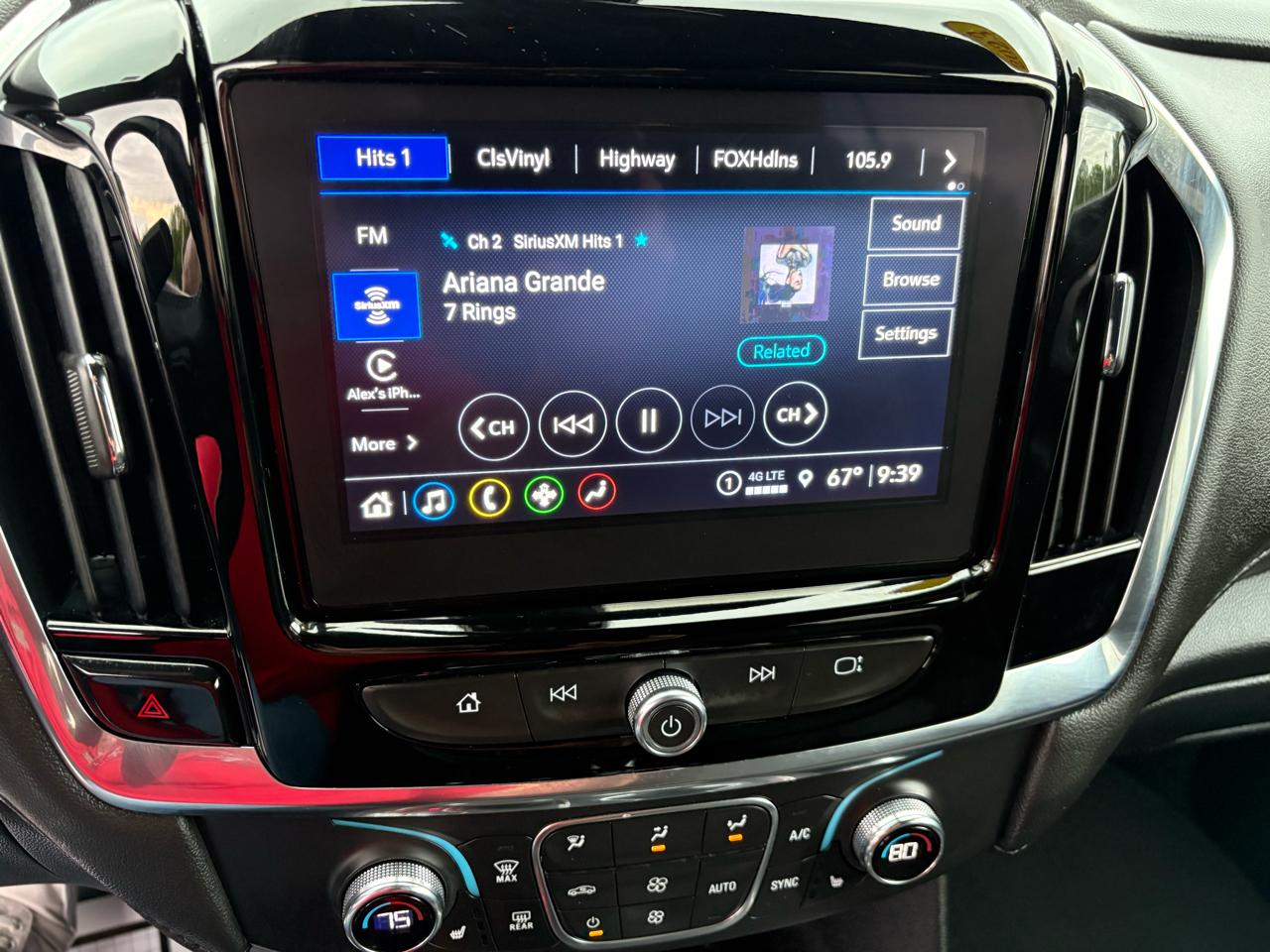 Chevrolet Traverse AWD 4dr LT Cloth w/1LT 2023
