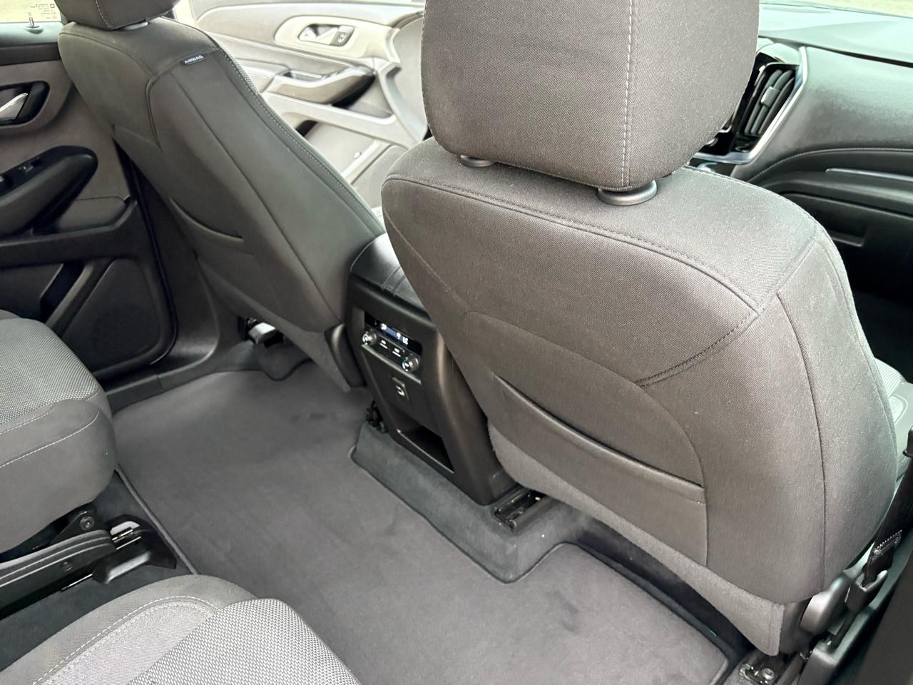 Chevrolet Traverse AWD 4dr LT Cloth w/1LT 2023