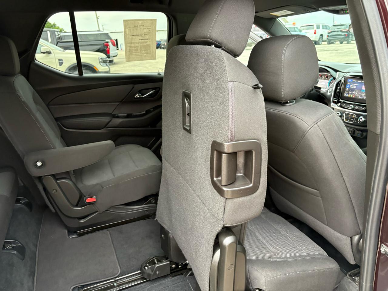 Chevrolet Traverse AWD 4dr LT Cloth w/1LT 2023