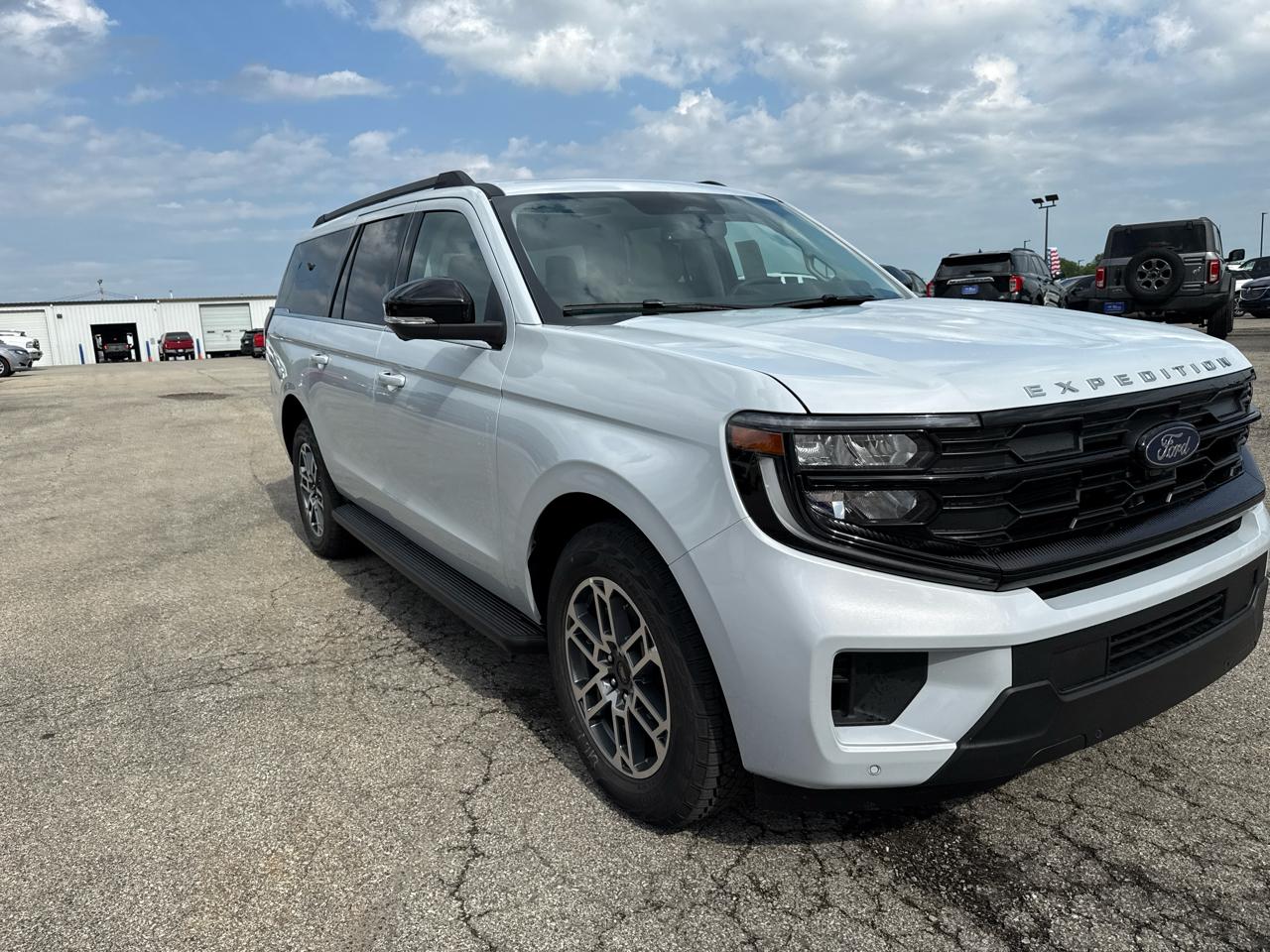 Ford Expedition Max Active 4x4 2026