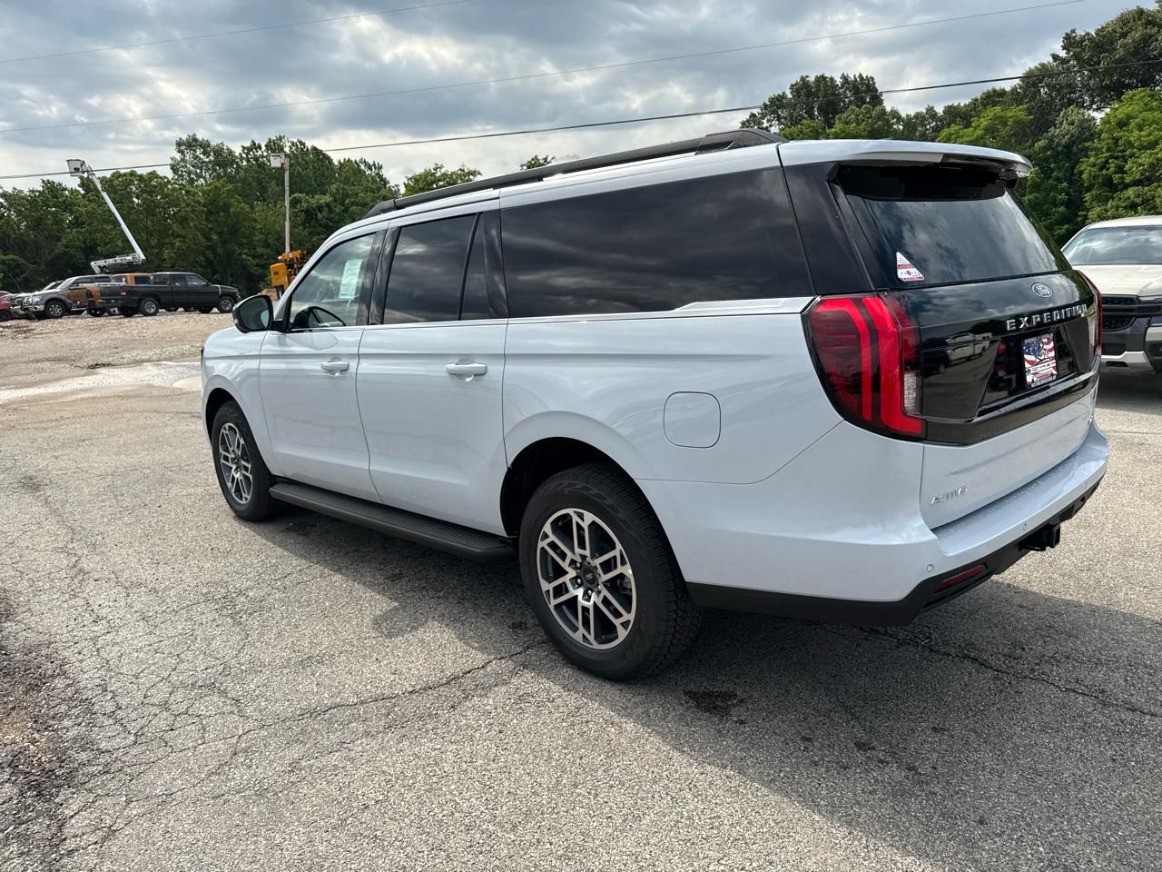 Ford Expedition Max Active 4x4 2026