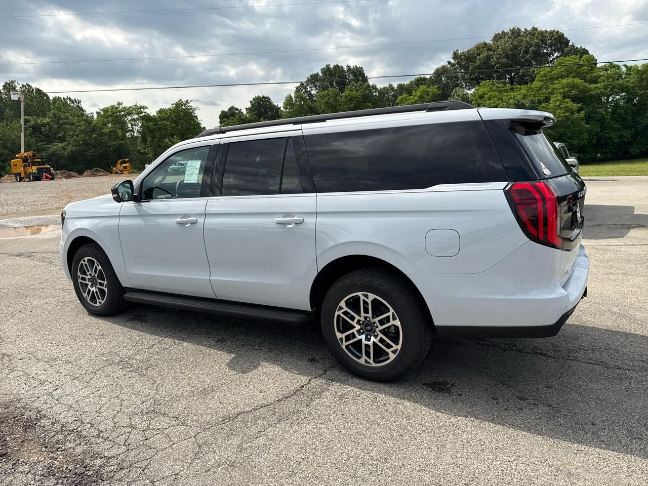Ford Expedition Max Active 4x4 2026