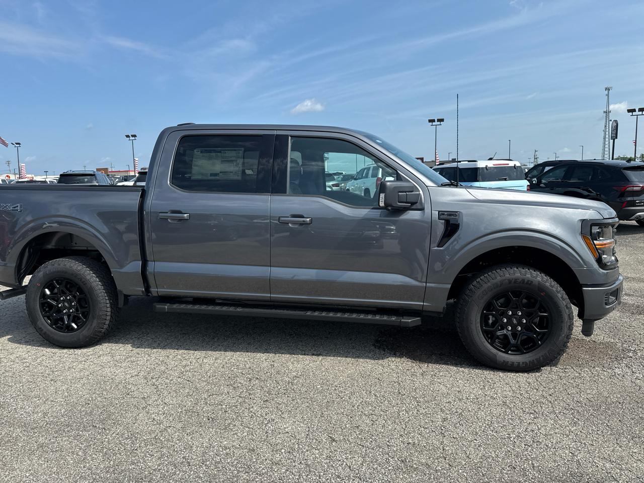 Ford F-150 XLT 4WD SuperCrew 5.5' Box 2026