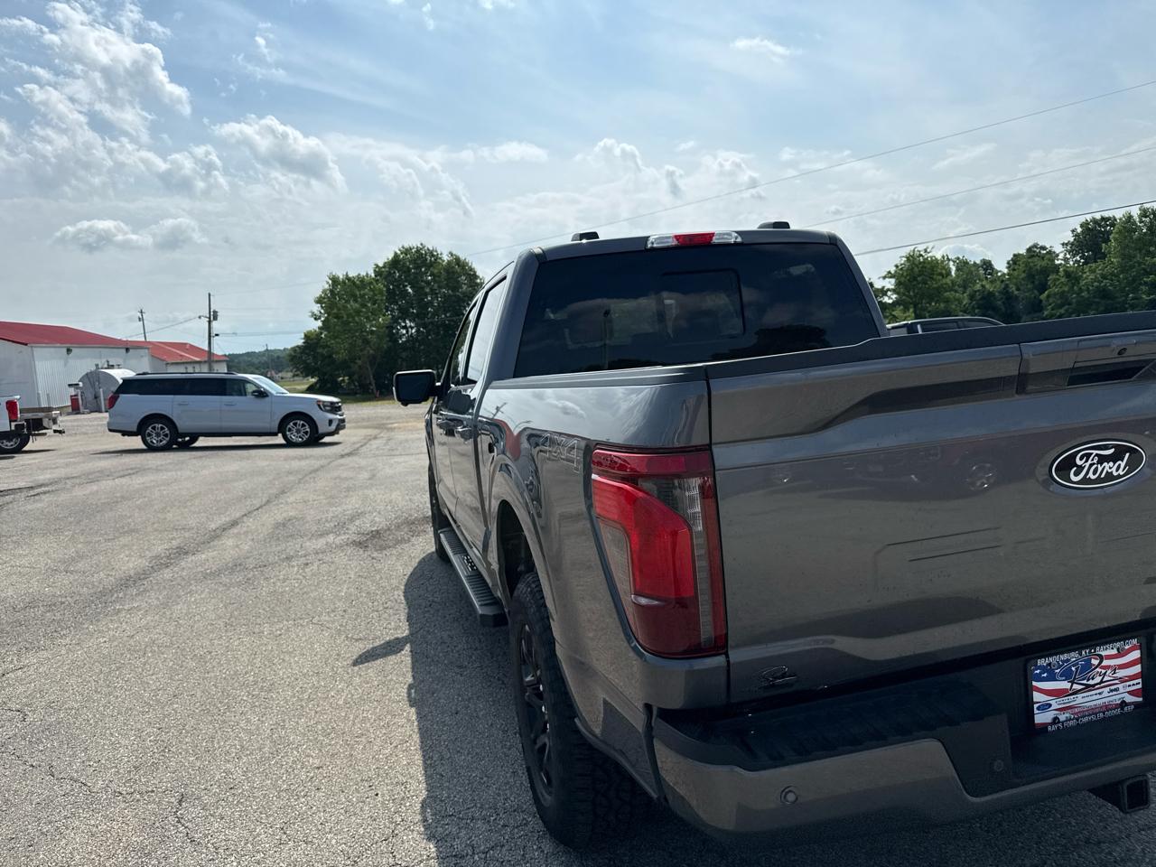 Ford F-150 XLT 4WD SuperCrew 5.5' Box 2026