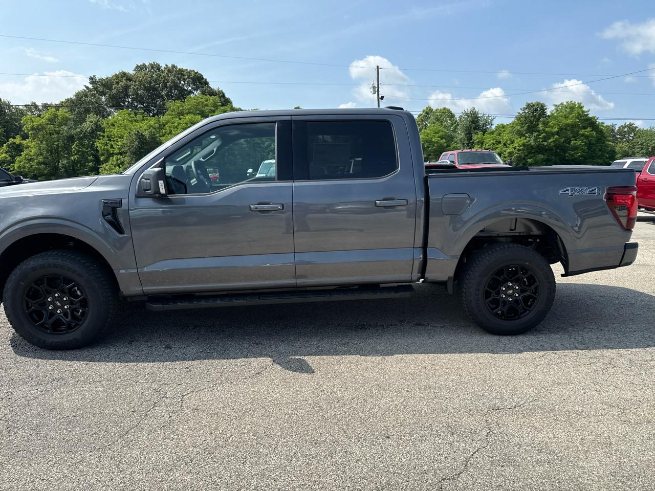 Ford F-150 XLT 4WD SuperCrew 5.5' Box 2026