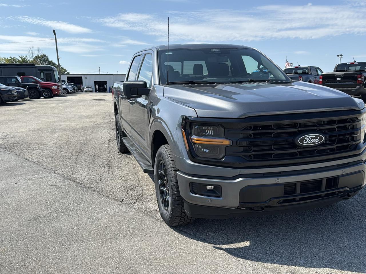 Ford F-150 XLT 4WD SuperCrew 5.5' Box 2026