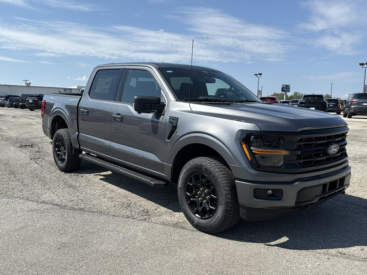 Ford F-150 XLT 4WD SuperCrew 5.5' Box 2026