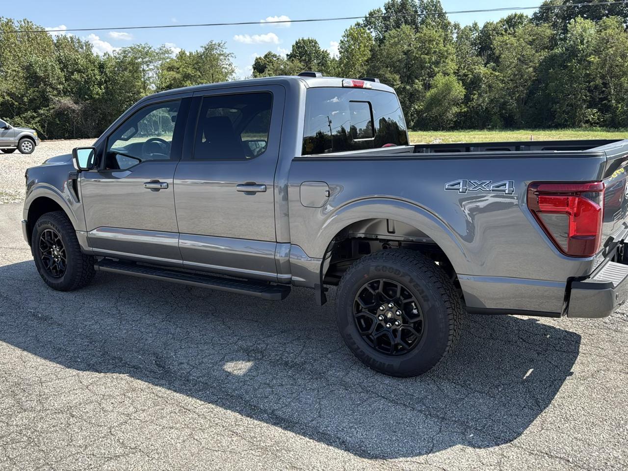 Ford F-150 XLT 4WD SuperCrew 5.5' Box 2026