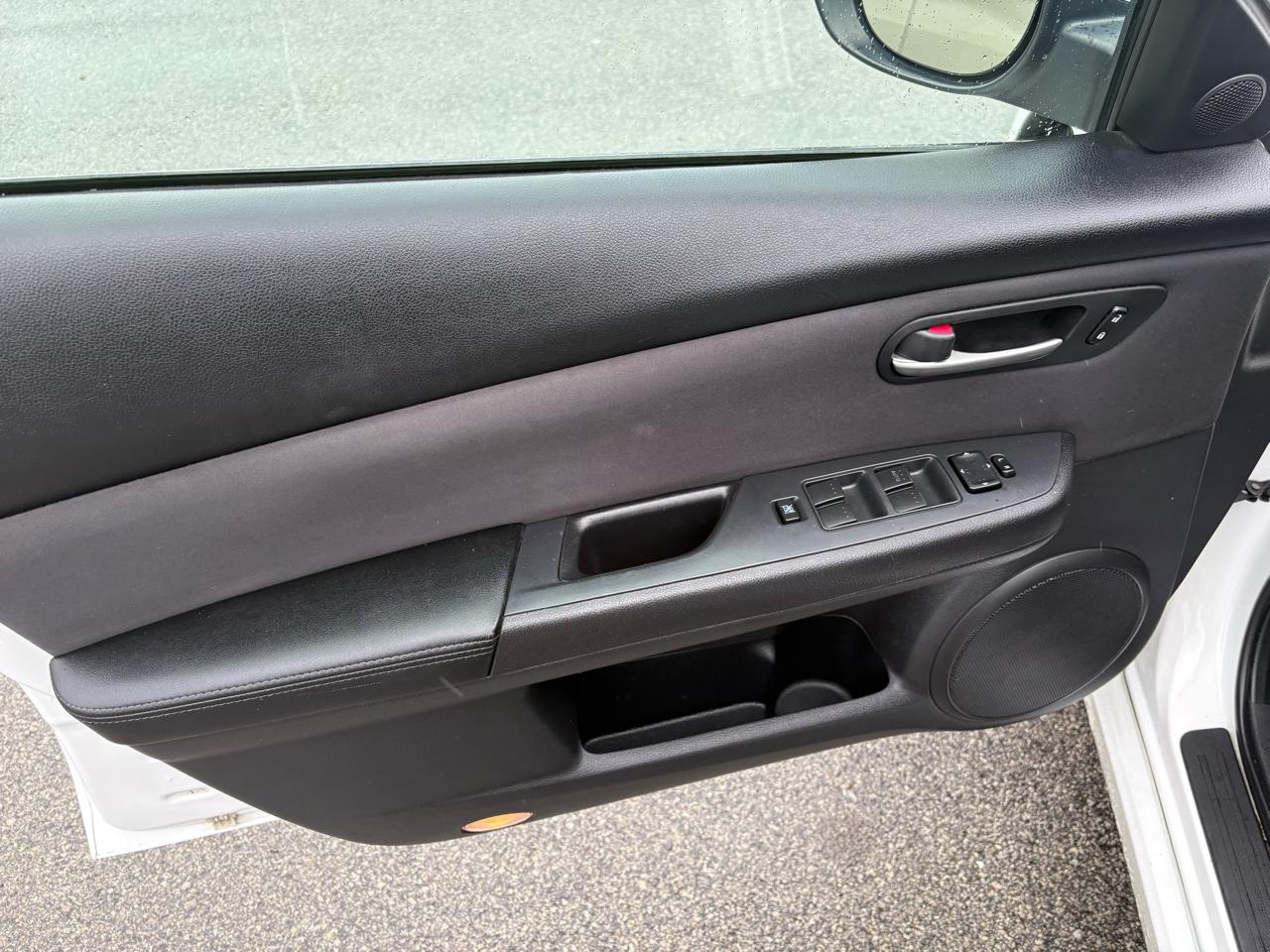 Mazda MAZDA6 4dr Sdn Auto i Sport 2011