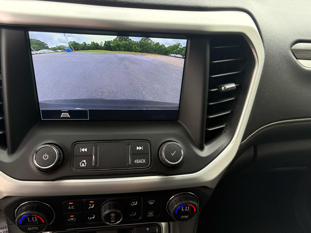 GMC Acadia AWD 4dr SLT 2021