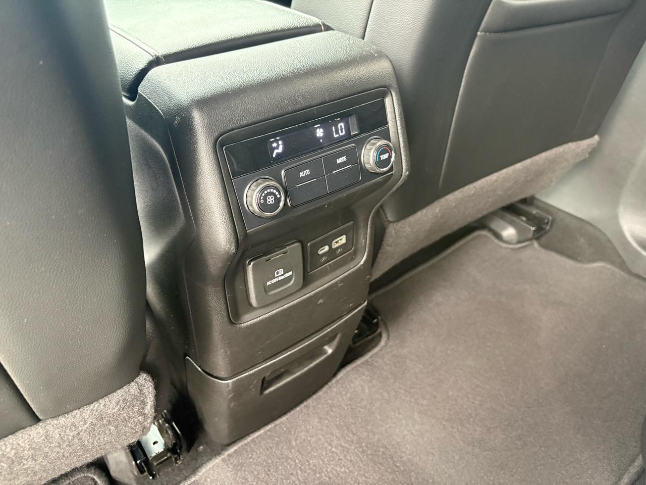 GMC Acadia AWD 4dr SLT 2021