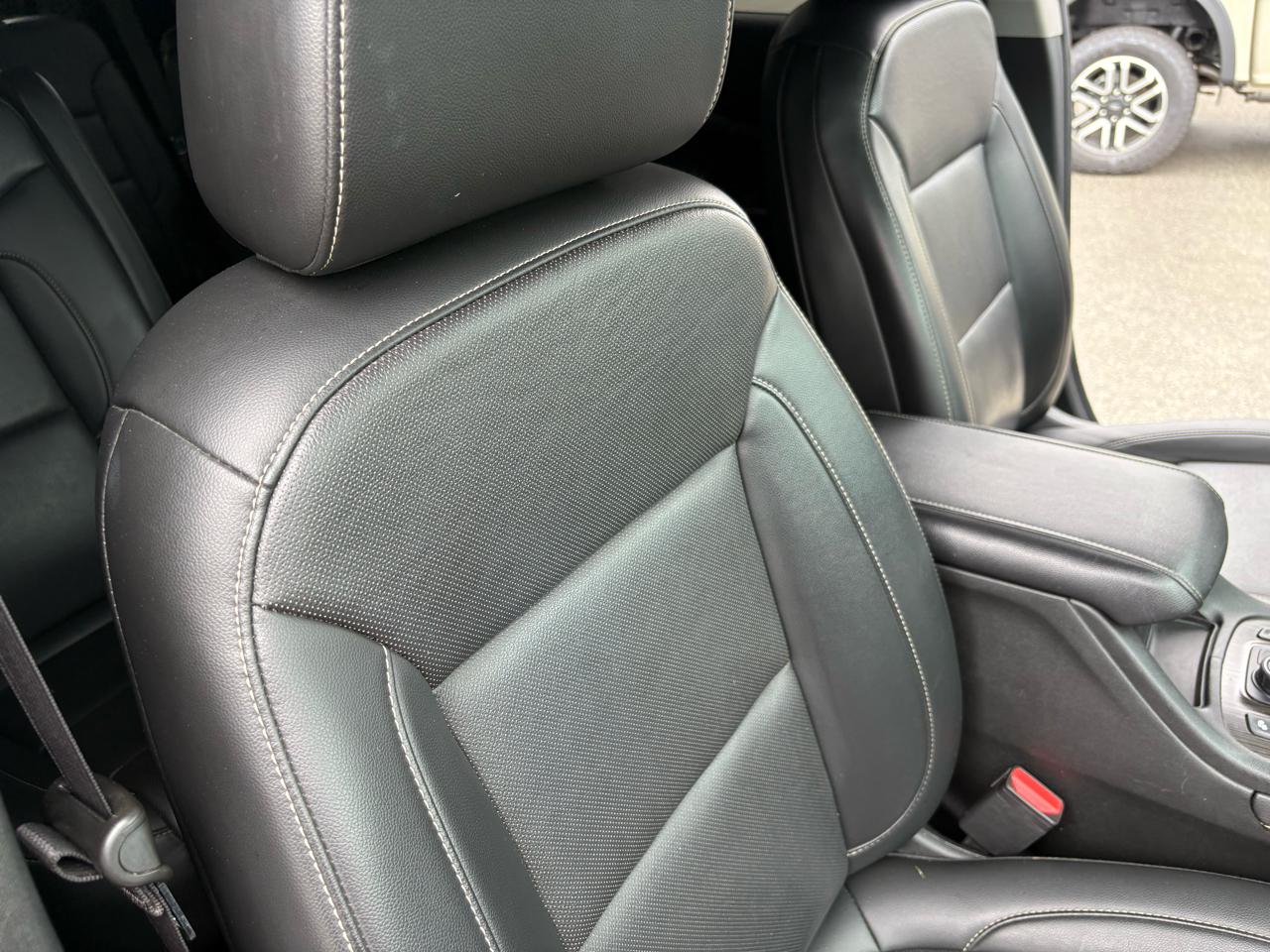GMC Acadia AWD 4dr SLT 2021