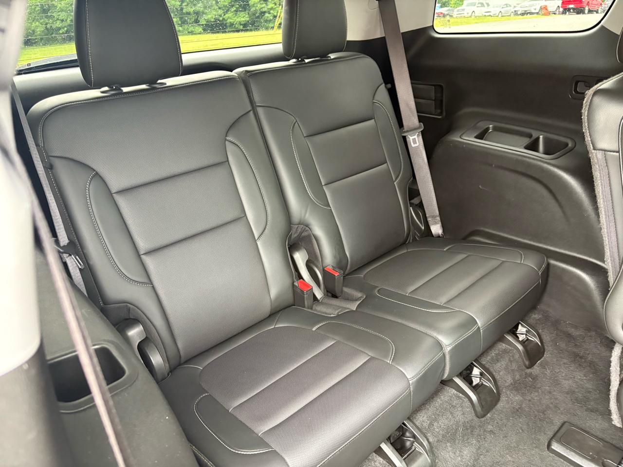 GMC Acadia AWD 4dr SLT 2021