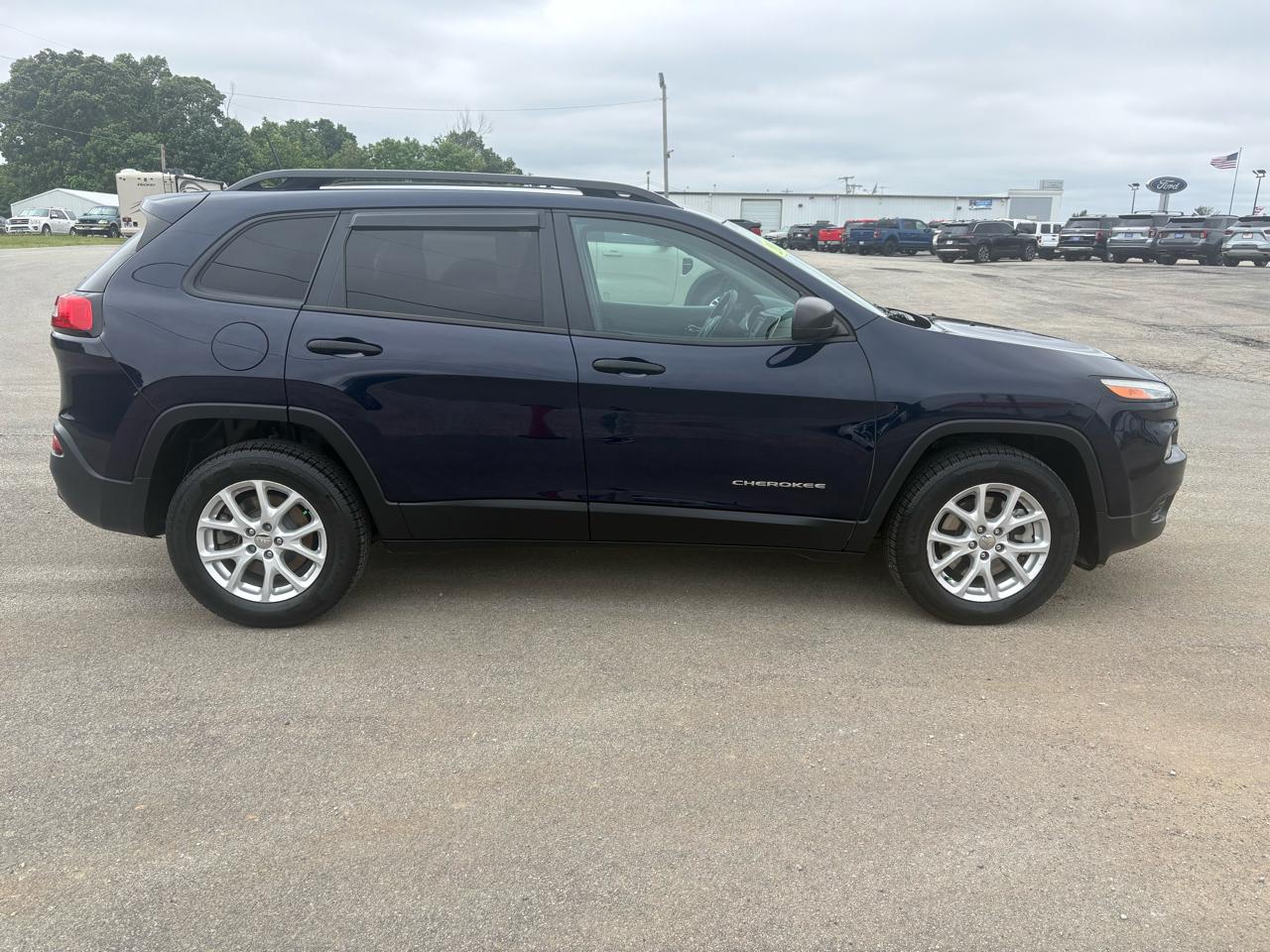 Jeep Cherokee 4WD 4dr Sport 2016