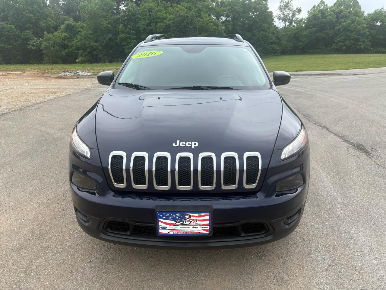 Jeep Cherokee 4WD 4dr Sport 2016