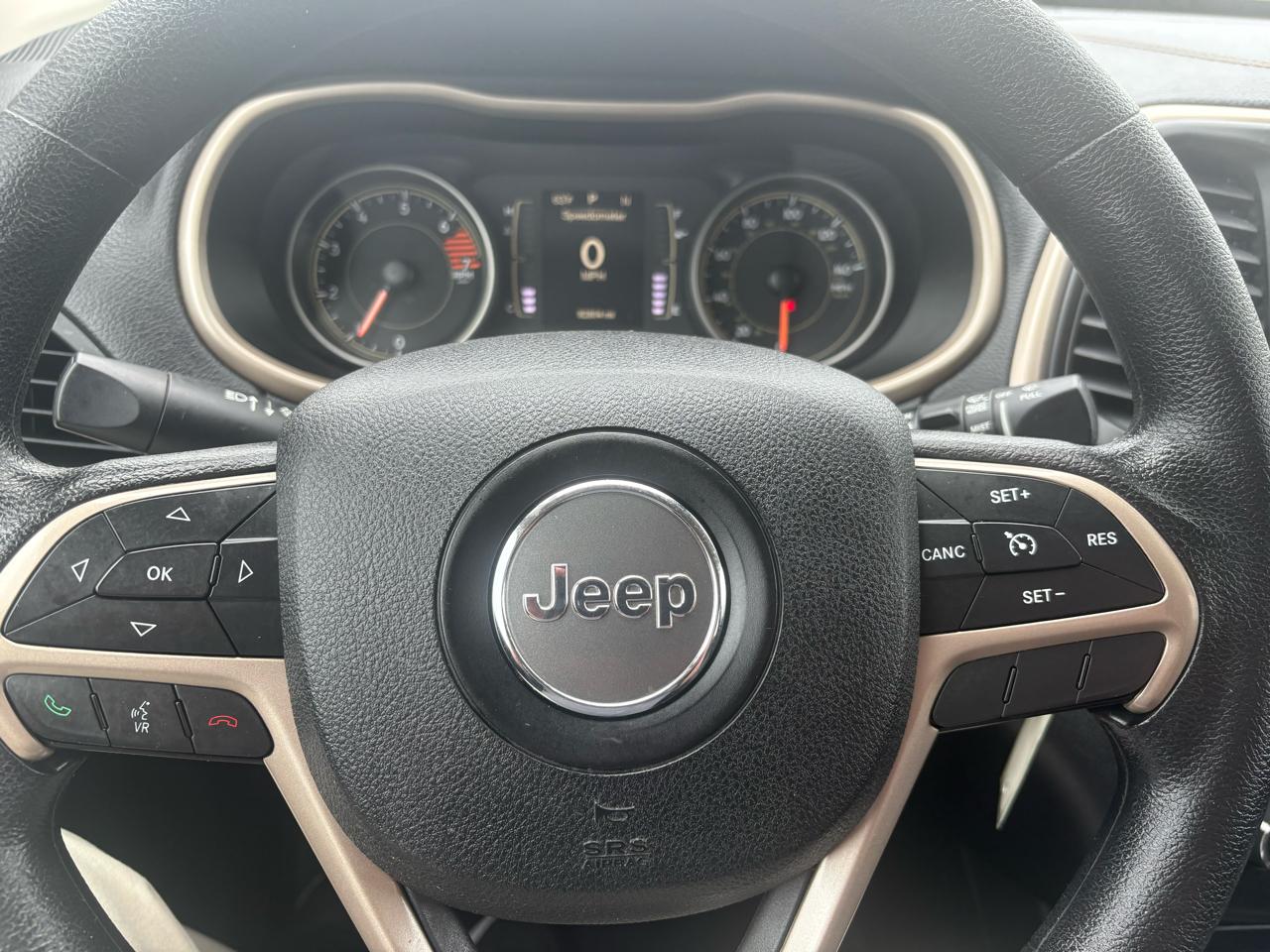Jeep Cherokee 4WD 4dr Sport 2016