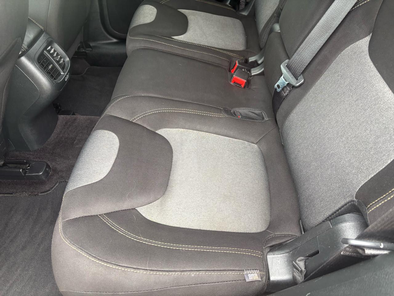 Jeep Cherokee 4WD 4dr Sport 2016