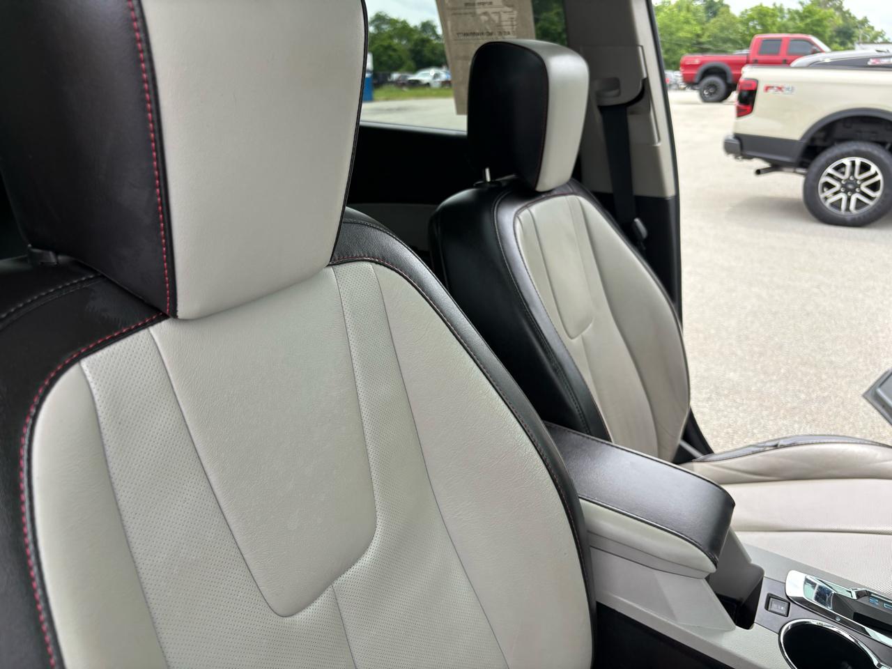 Chevrolet Equinox AWD 4dr LT w/2LT 2011