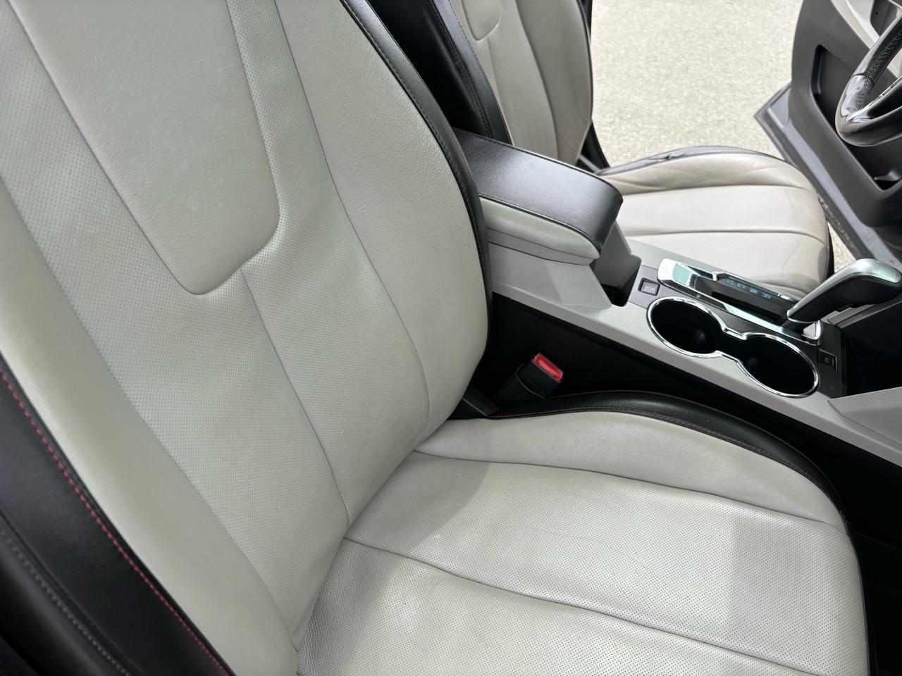 Chevrolet Equinox AWD 4dr LT w/2LT 2011