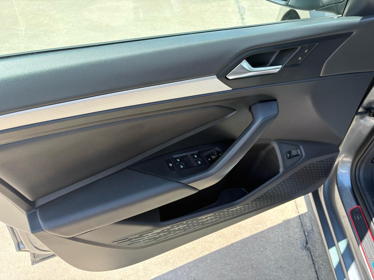 Volkswagen Jetta R-Line Auto w/ULEV 2019