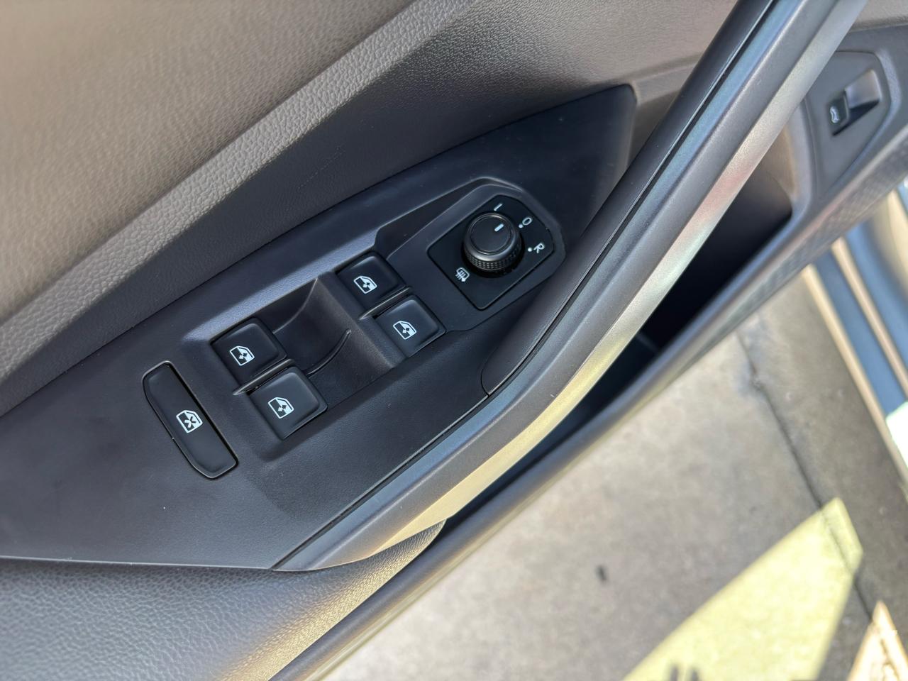 Volkswagen Jetta R-Line Auto w/ULEV 2019