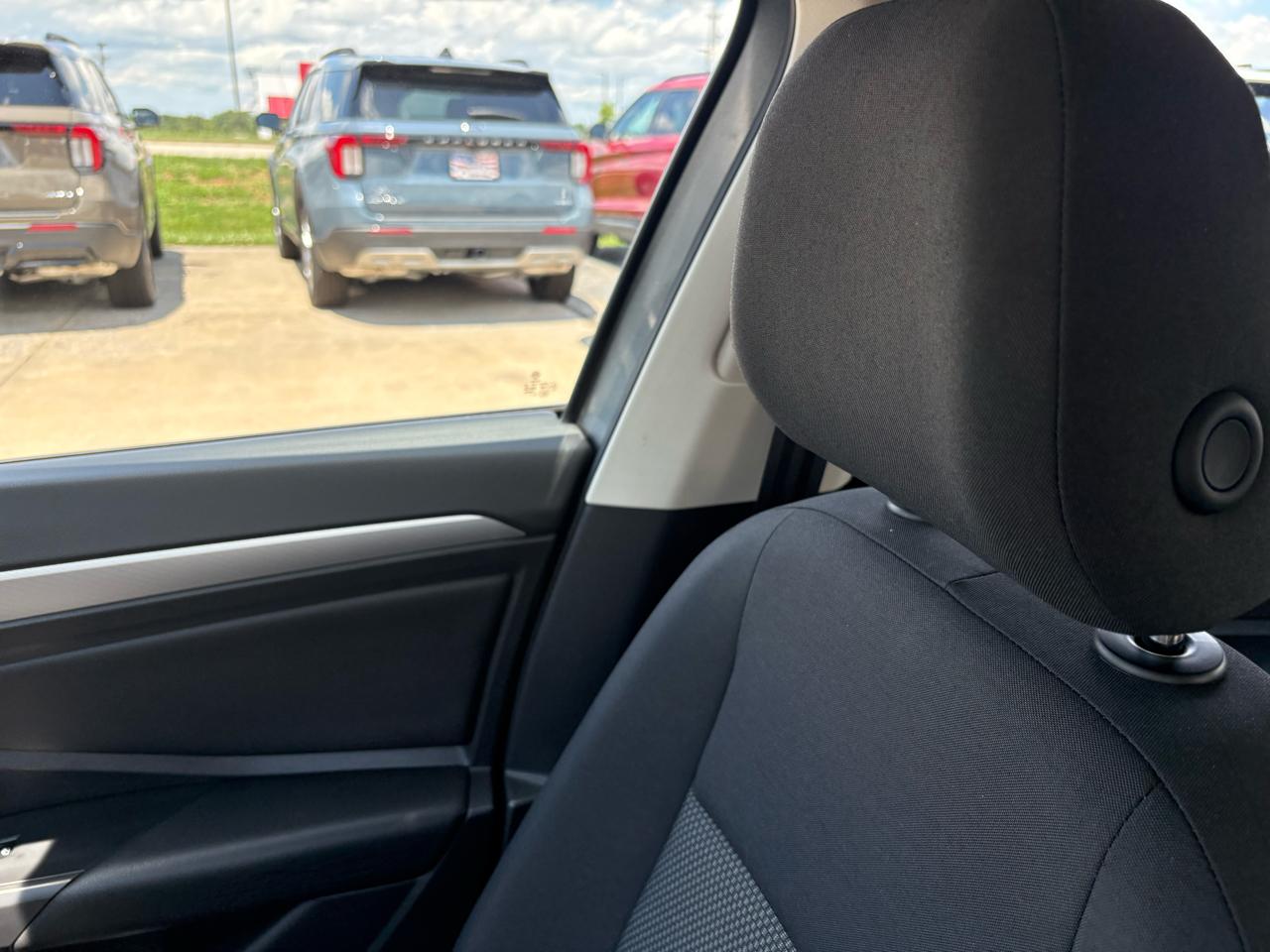 Volkswagen Jetta R-Line Auto w/ULEV 2019