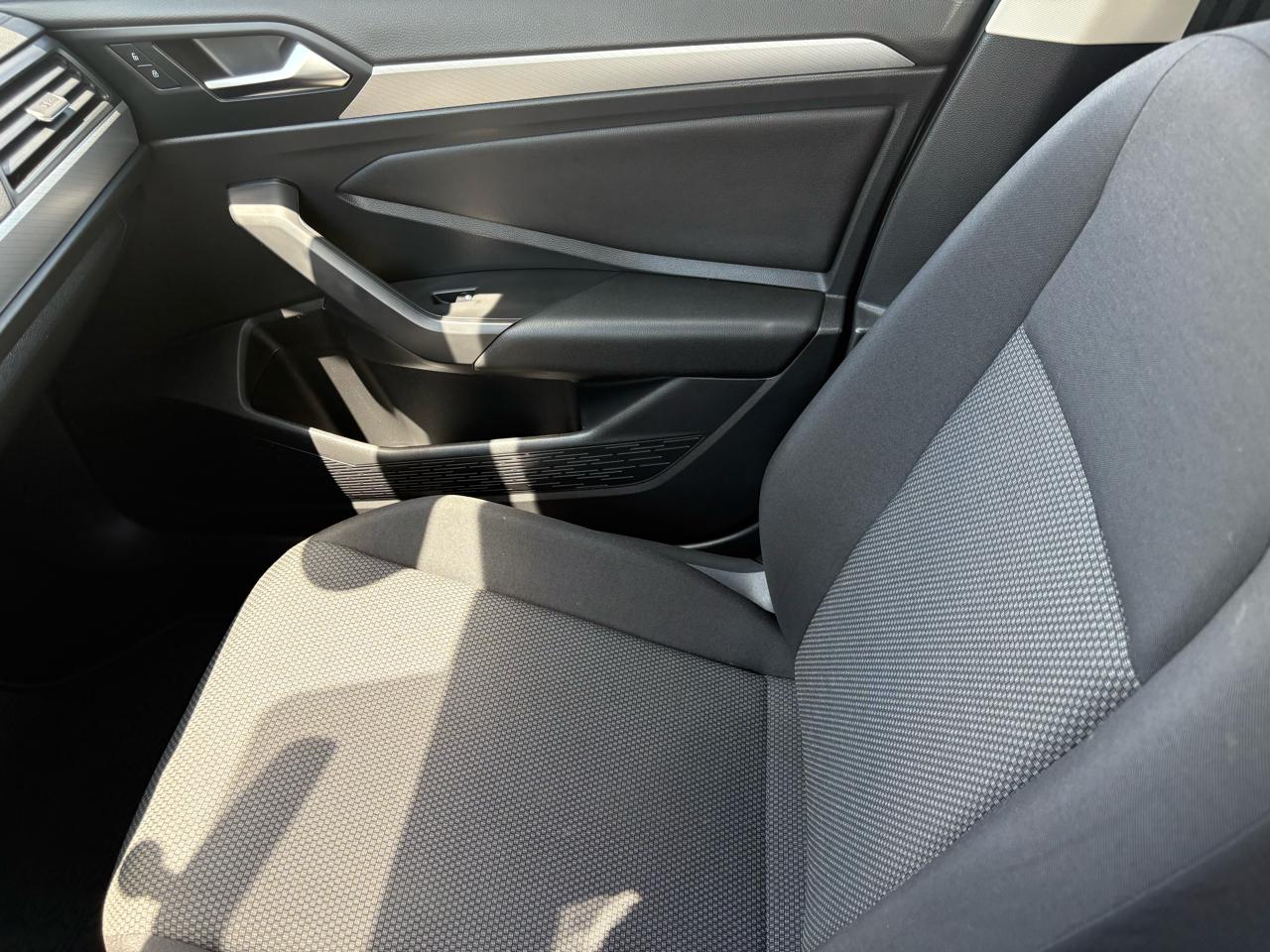 Volkswagen Jetta R-Line Auto w/ULEV 2019