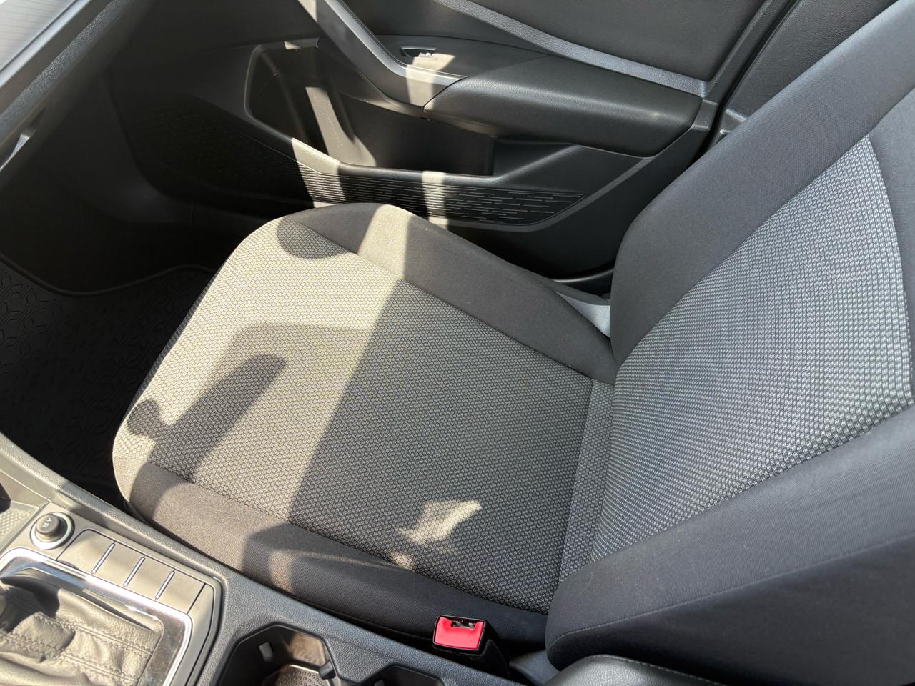 Volkswagen Jetta R-Line Auto w/ULEV 2019