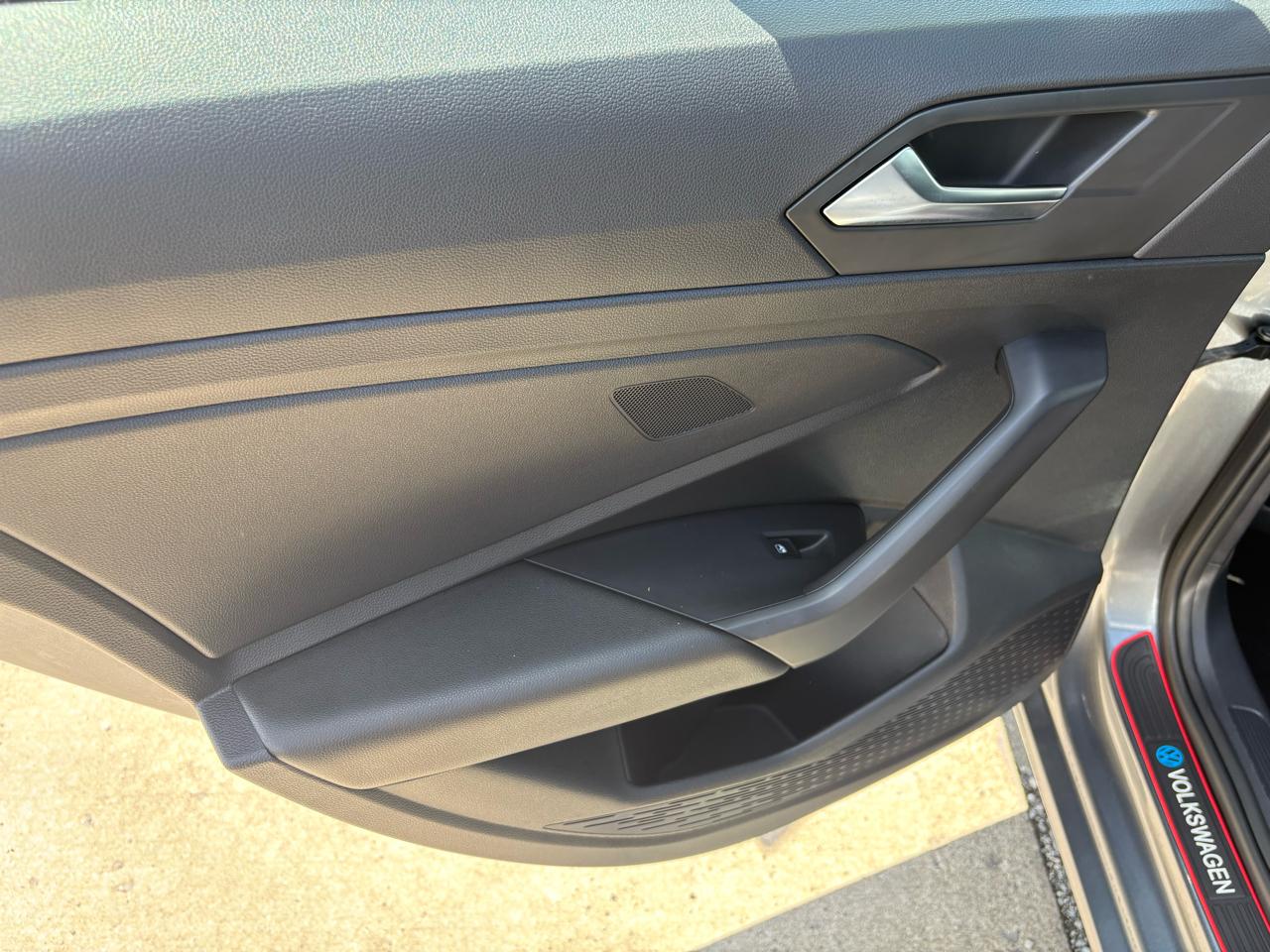 Volkswagen Jetta R-Line Auto w/ULEV 2019
