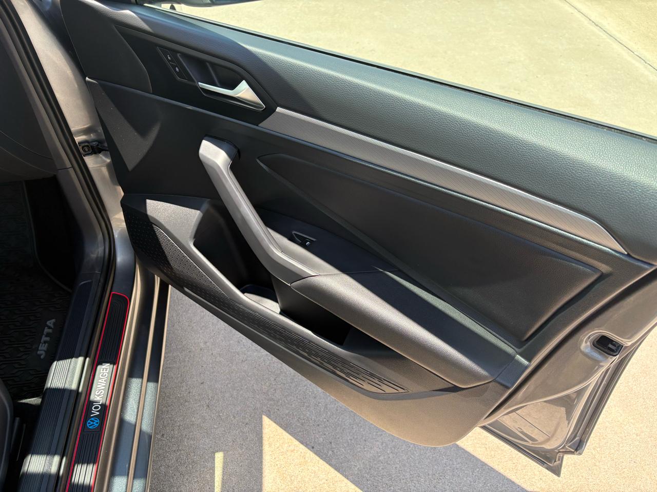 Volkswagen Jetta R-Line Auto w/ULEV 2019