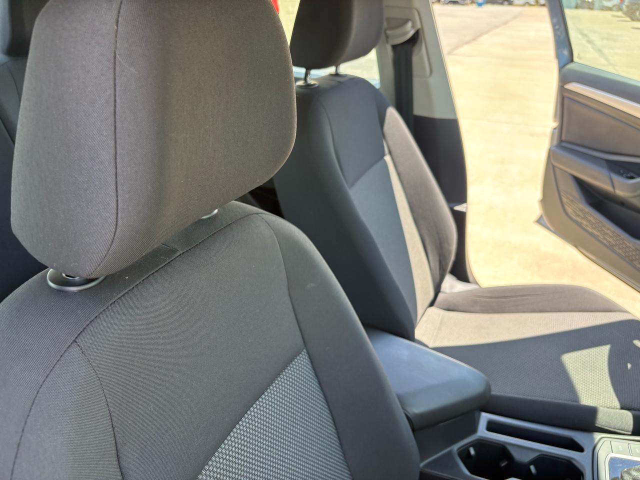 Volkswagen Jetta R-Line Auto w/ULEV 2019