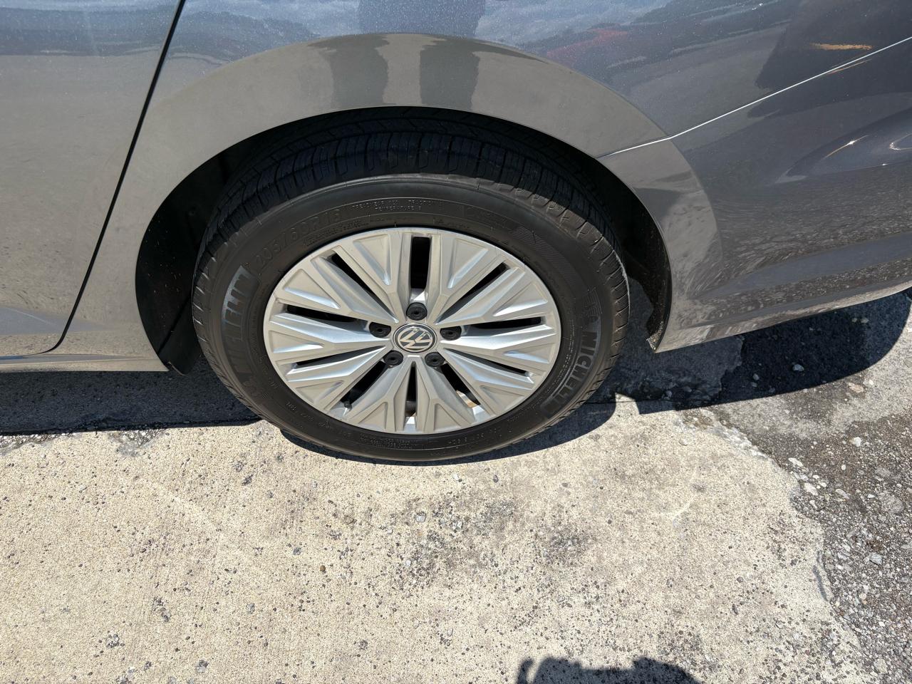 Volkswagen Jetta R-Line Auto w/ULEV 2019