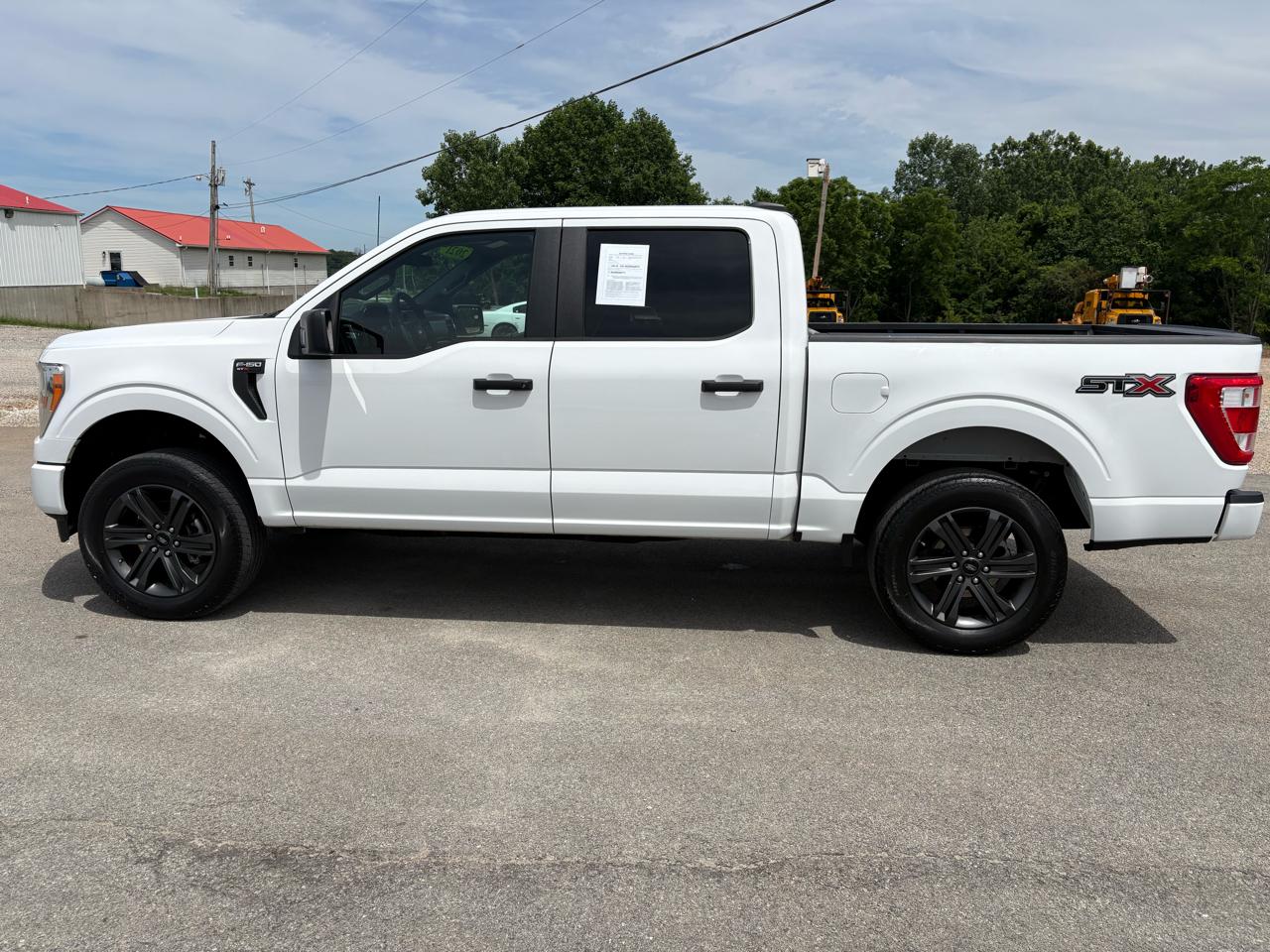 Ford F-150 4WD SuperCrew 145" STX 2021