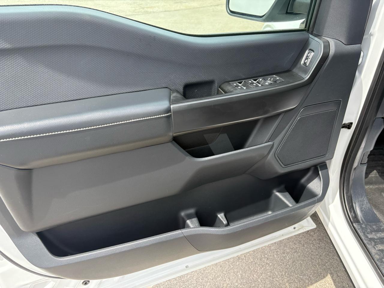 Ford F-150 4WD SuperCrew 145" STX 2021