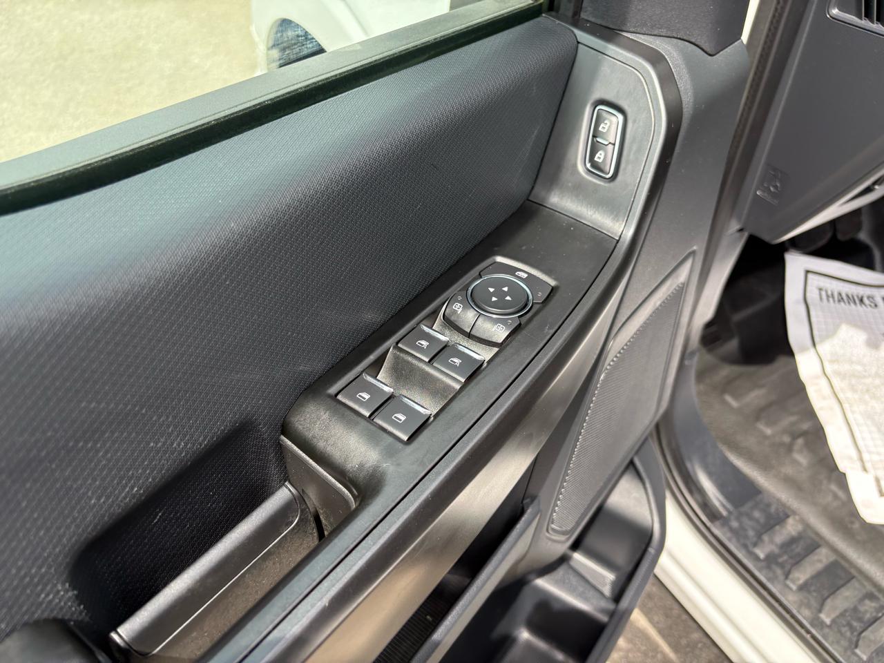 Ford F-150 4WD SuperCrew 145" STX 2021