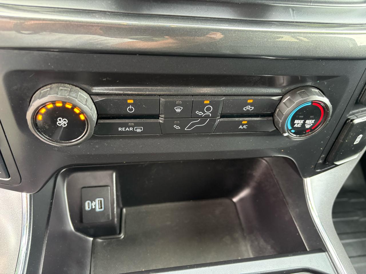 Ford F-150 4WD SuperCrew 145" STX 2021