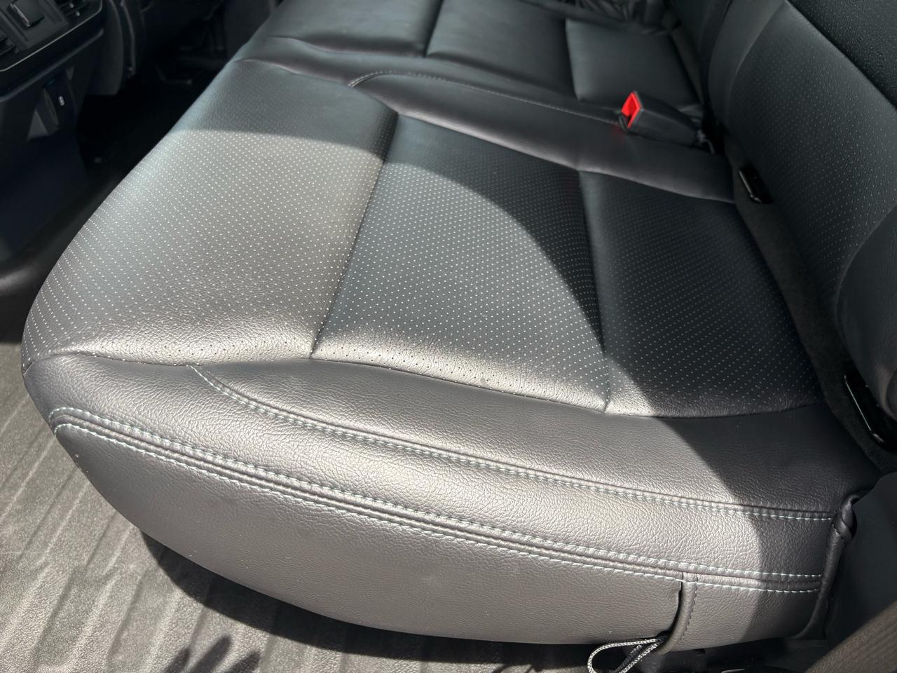 Ford F-150 4WD SuperCrew 145" STX 2021