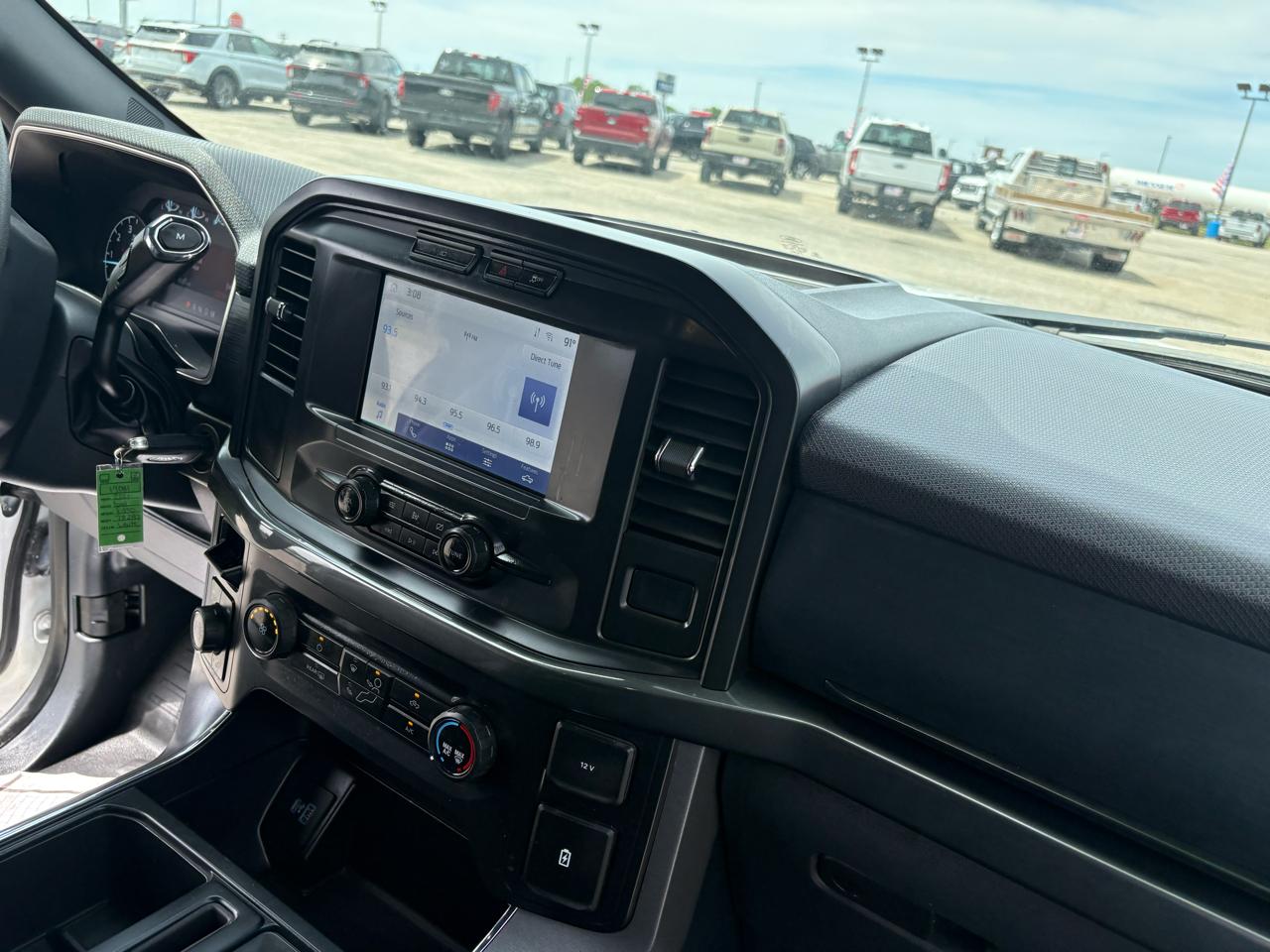 Ford F-150 4WD SuperCrew 145" STX 2021