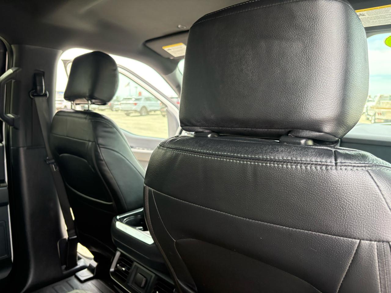 Ford F-150 4WD SuperCrew 145" STX 2021
