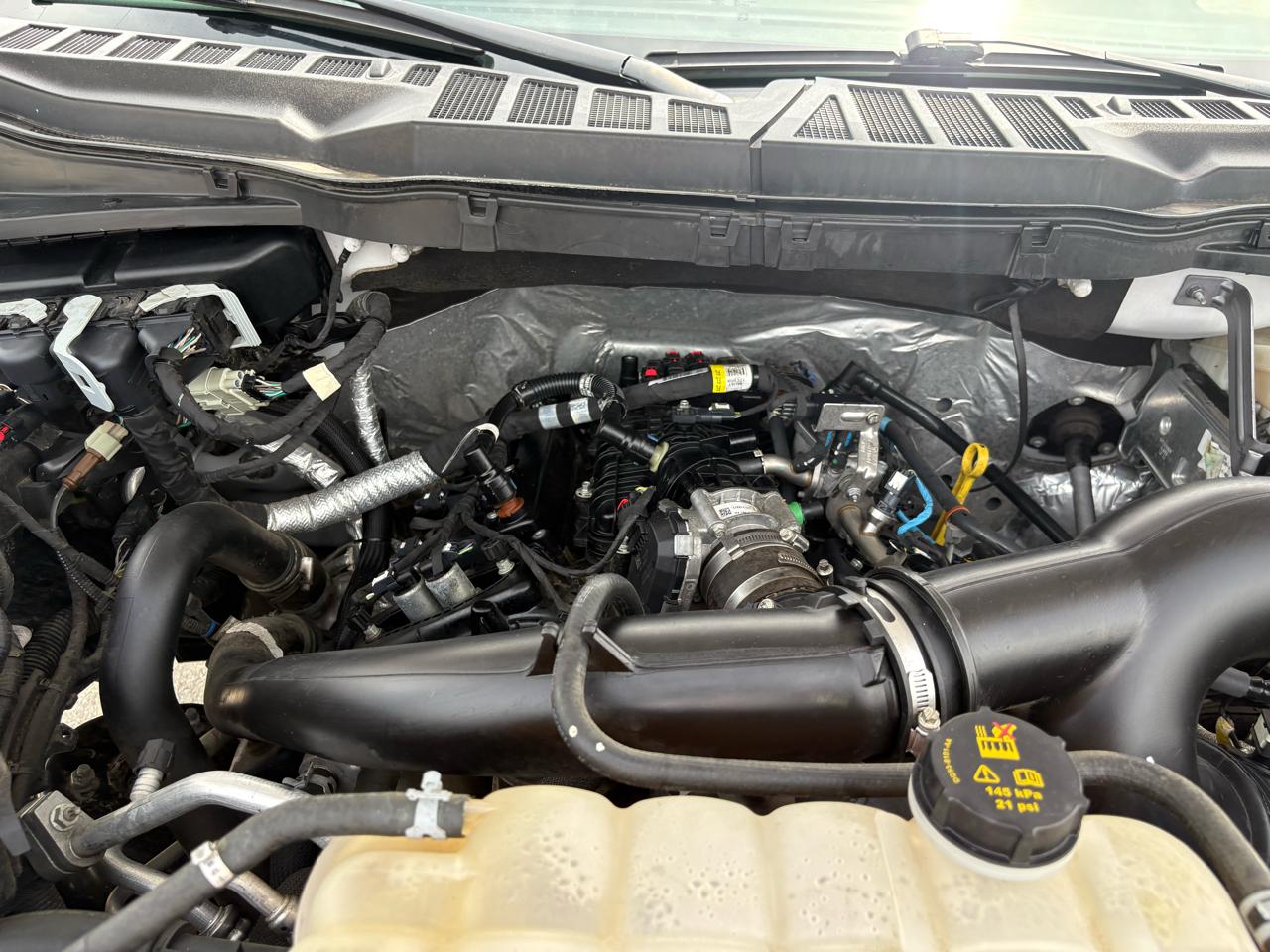 Ford F-150 4WD SuperCrew 145" STX 2021