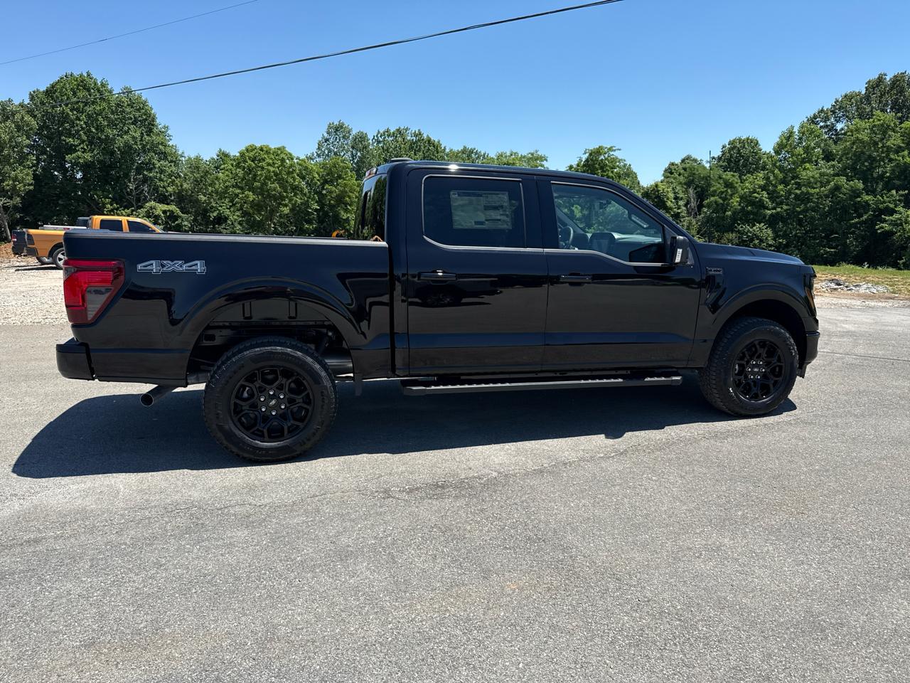 Ford F-150 XLT 4WD SuperCrew 5.5' Box 2026
