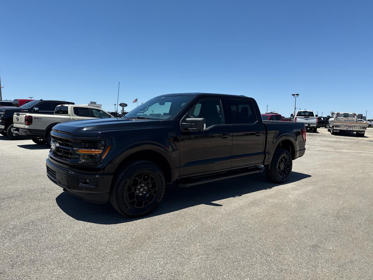 Ford F-150 XLT 4WD SuperCrew 5.5' Box 2026