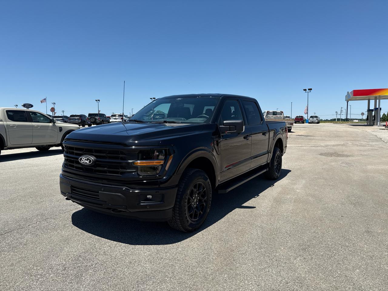 Ford F-150 XLT 4WD SuperCrew 5.5' Box 2026