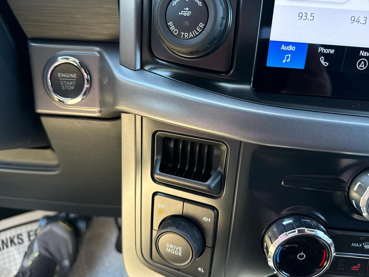 Ford F-150 XLT 4WD SuperCrew 5.5' Box 2026