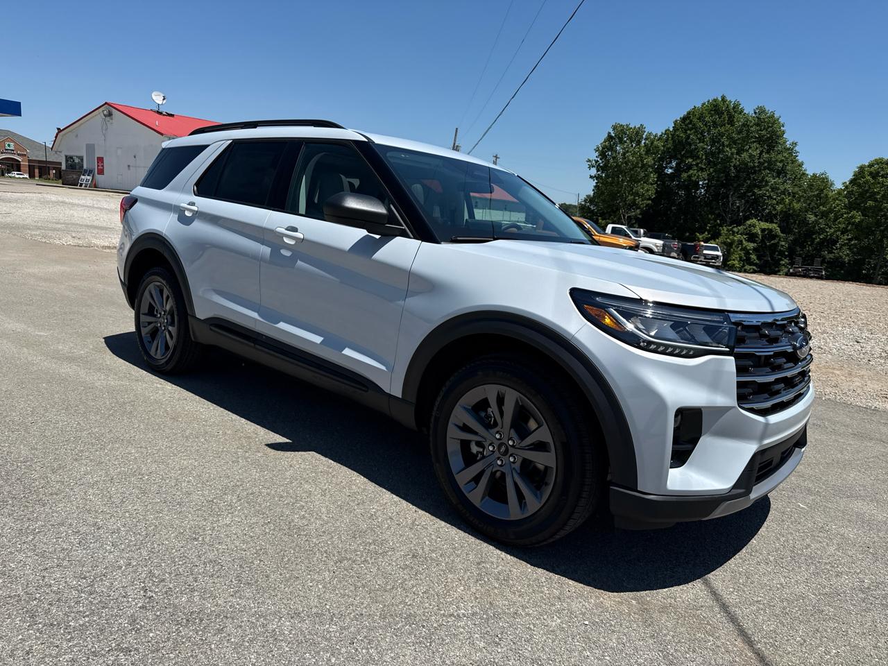 Ford Explorer Active w/100A Pkg 4WD 2026