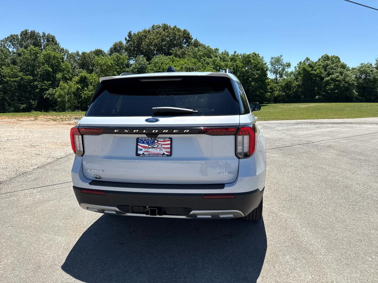 Ford Explorer Active w/100A Pkg 4WD 2026