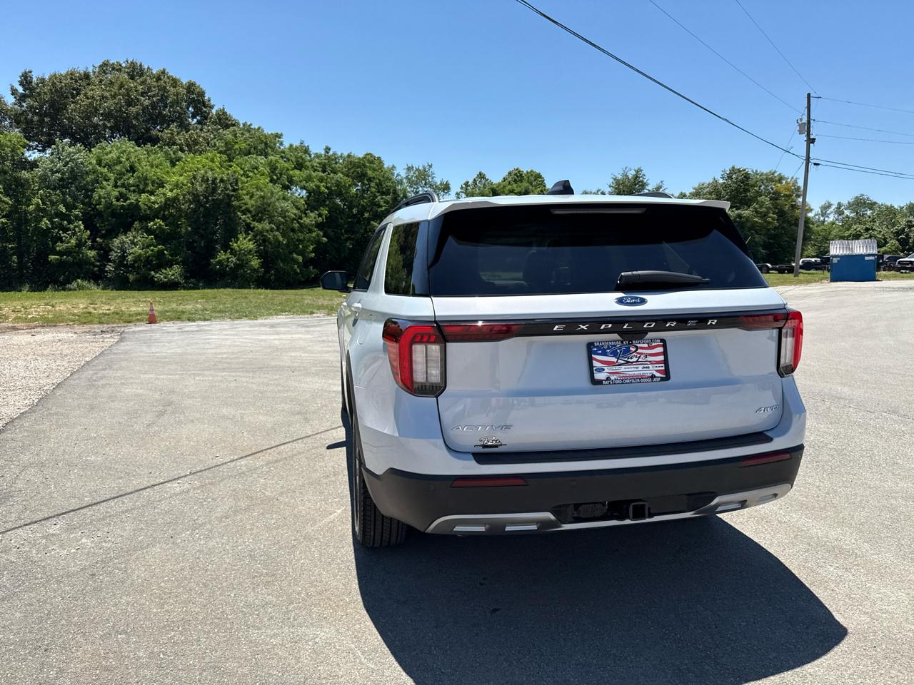 Ford Explorer Active w/100A Pkg 4WD 2026