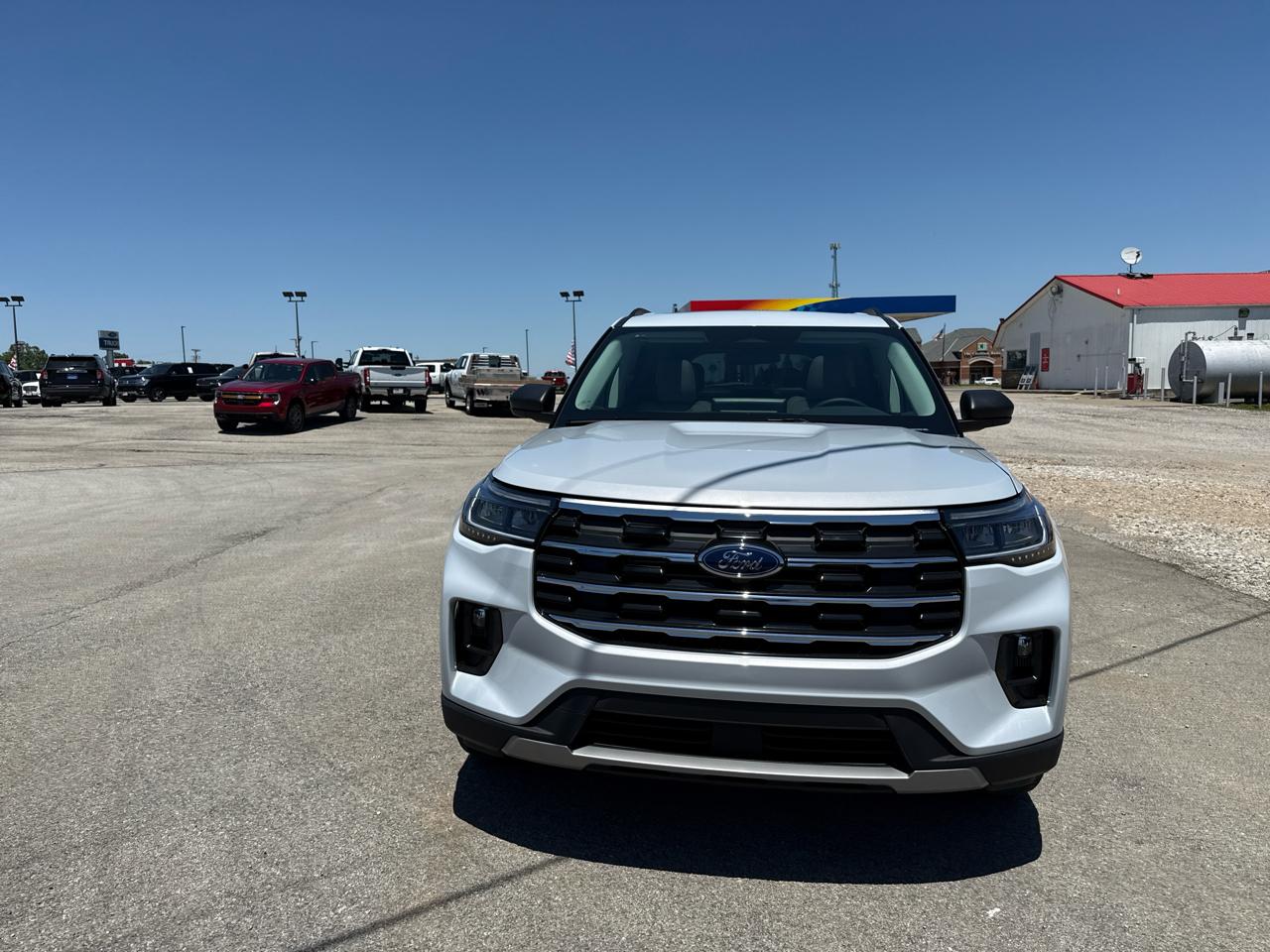 Ford Explorer Active w/100A Pkg 4WD 2026