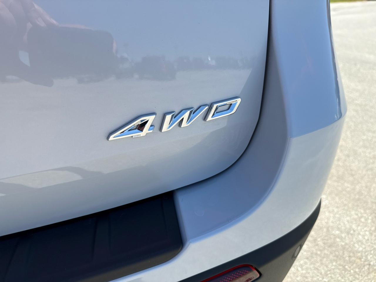 Ford Explorer Active w/100A Pkg 4WD 2026